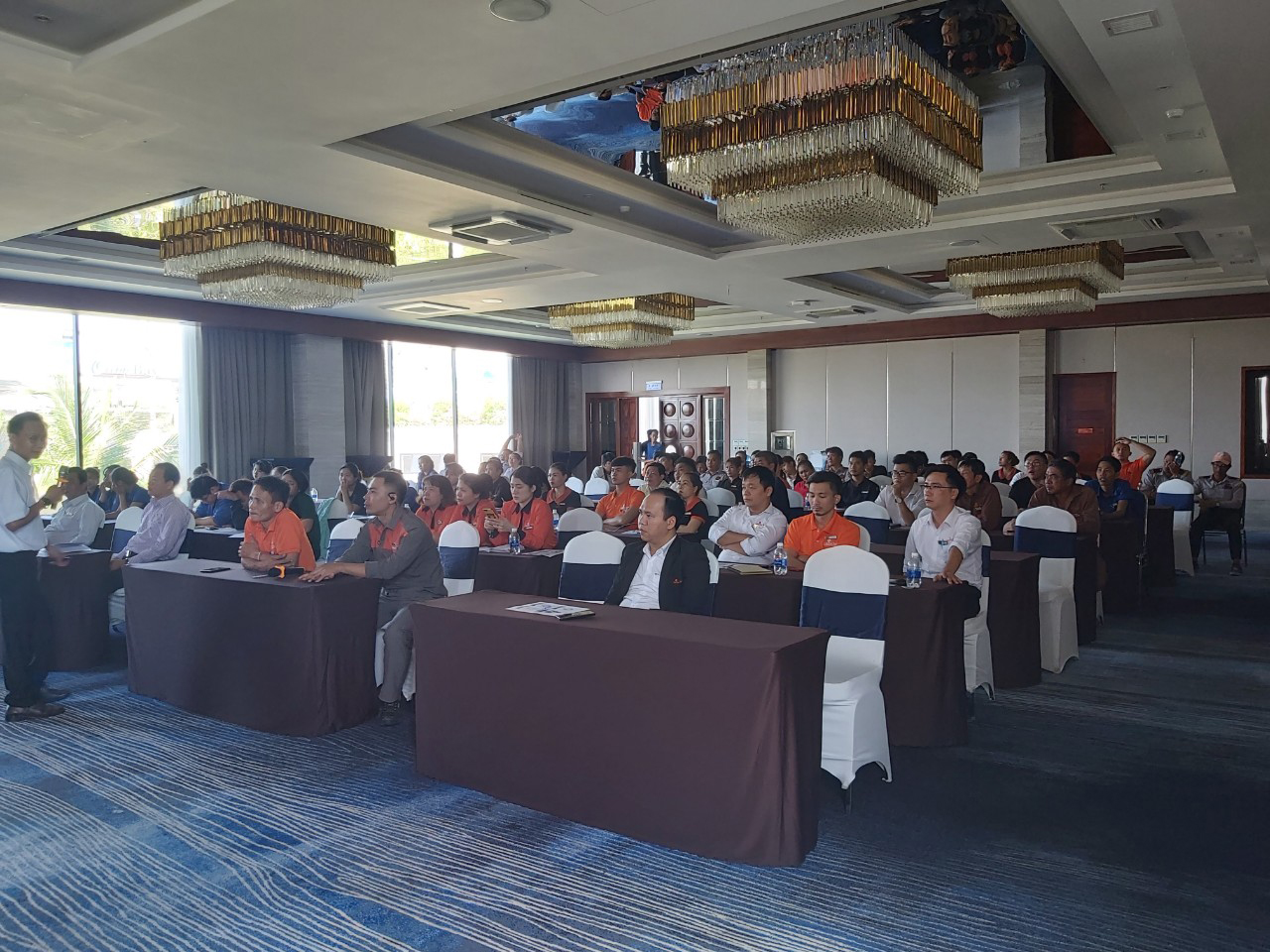 Huấn Luyện An Toàn Phía Nam - Đào Tạo Nhóm 4
